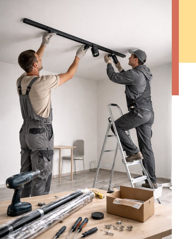 Установка трековых светильников в натяжной потолок в Беслане от 4253 руб. | ОТДЕЛОЧНИК-Бсл