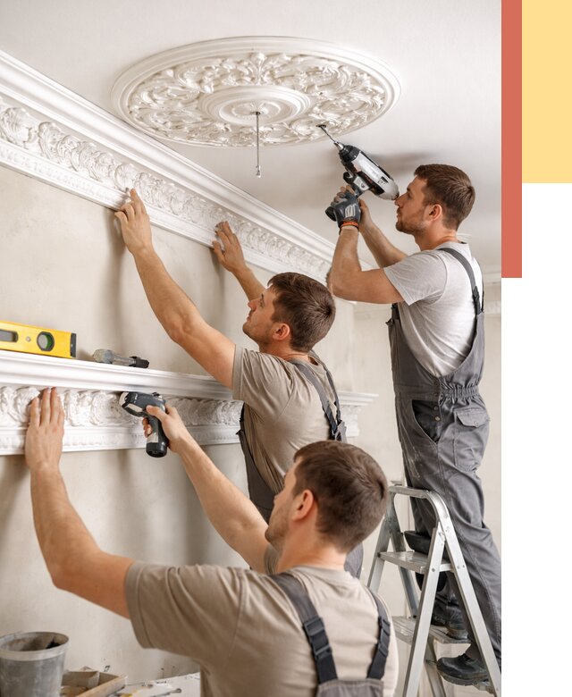 Монтаж лепнины на потолок в Беслане от 3240 руб. быстро и недорого | ОТДЕЛОЧНИК-Бсл